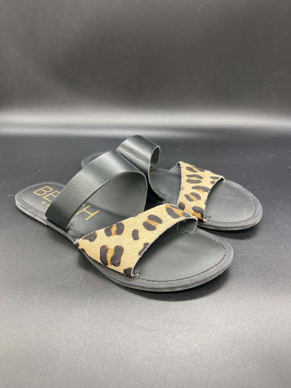 Beach by Matisse Black & Leopard Slip on Flat Sandals Leather Upper Size 8 M